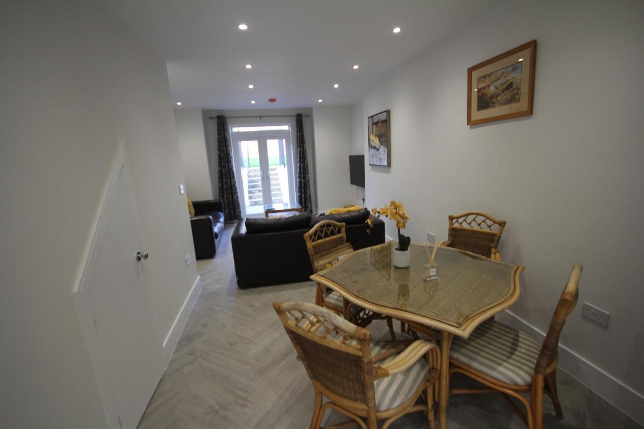 Eversley'S Mews Daire Londra Dış mekan fotoğraf